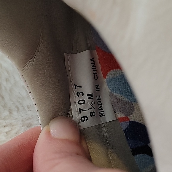 FootJoy LoPro Ladies golf shoe - Picture 5 of 8